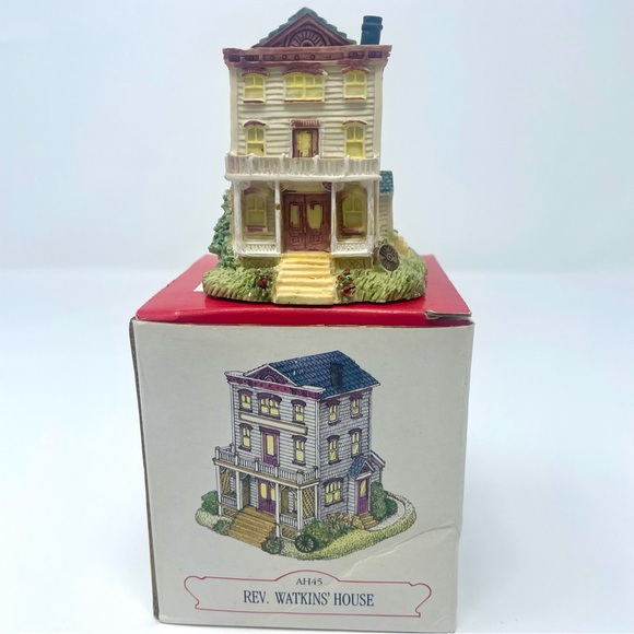 Vintage Liberty Falls The Americana Collection HandPainted Buildings Village 90s - Picture 2 of 11